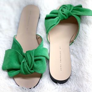 Zara Green Leather Sandals With Bow. (Slides)